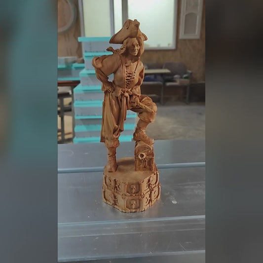 Bloody Mary, the Pirate Queen: Wood Statue