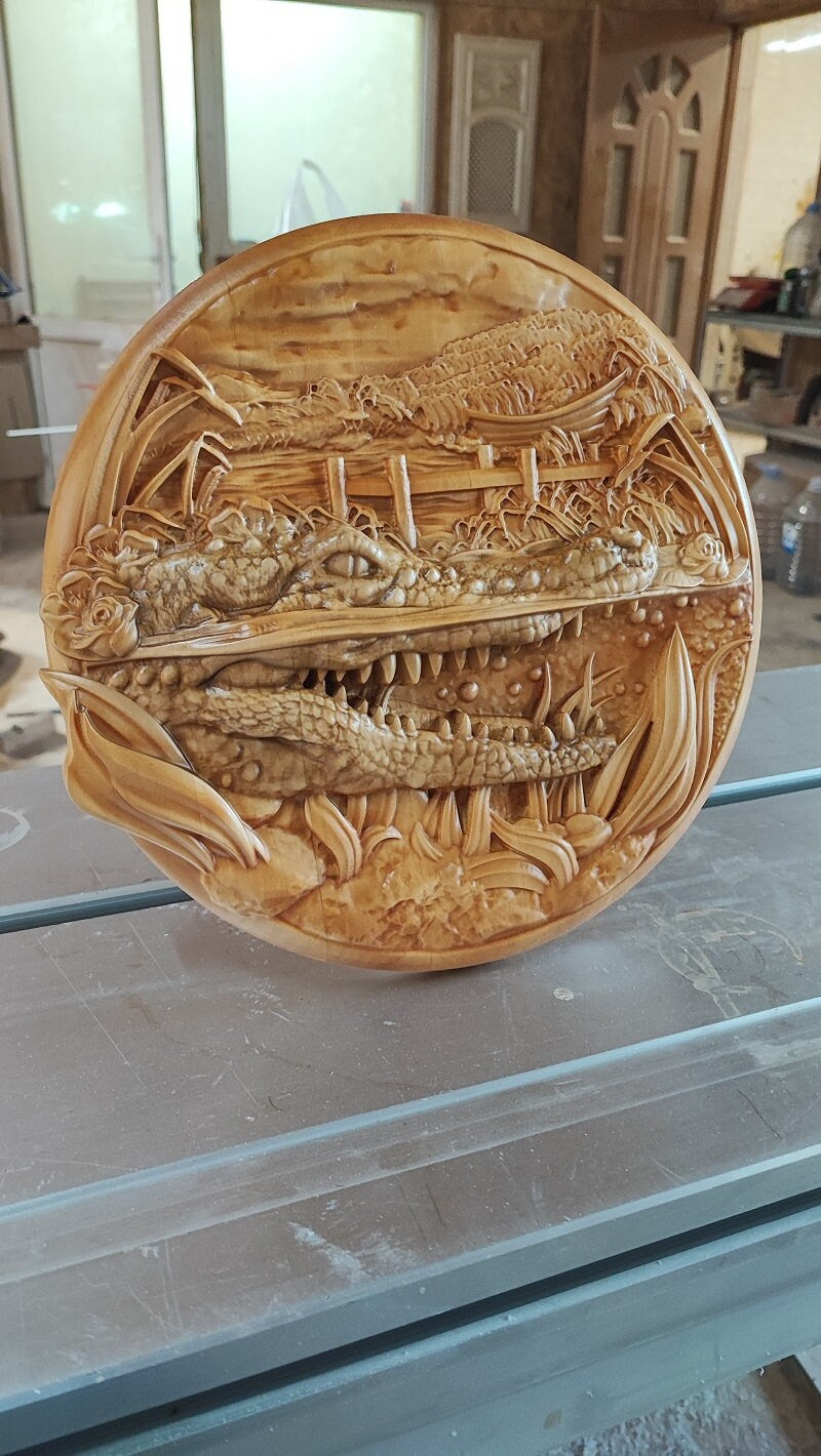 Alligator Wood Sculpture